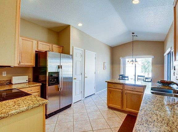 5th image of 11433 W Virginia Ave