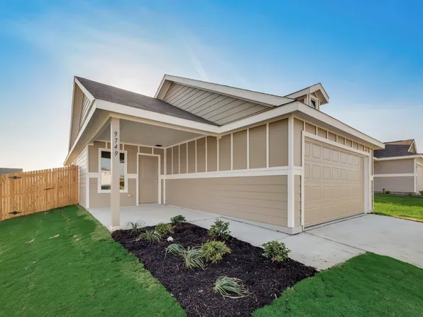 9749 Skyhawk Ave, Fort Worth, TX 76179