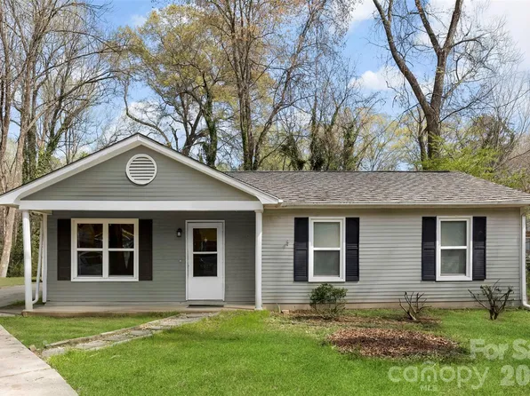 5307 Dawndeer Ln, Charlotte, NC 28212