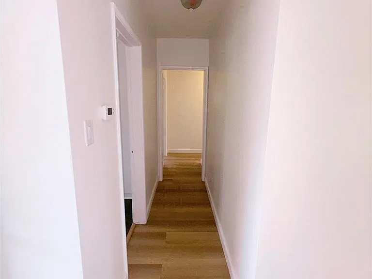 836 E Whitcomb Ave — Photo 11
