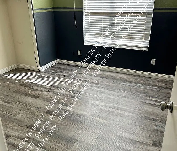 17676 View Mount Ct — Photo 20