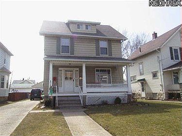 1st image of 1047 W 11th St