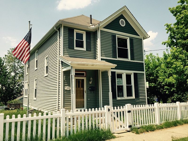 1st image of 1311 Parrish Ave