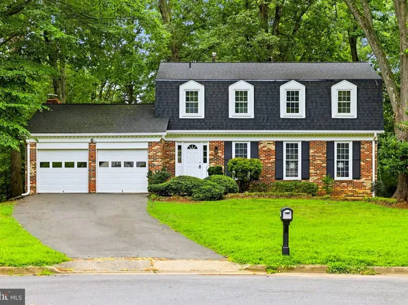 9811 Vertain Ct, Fairfax, VA 22032