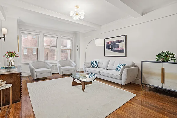 Sold by Compass | media 1