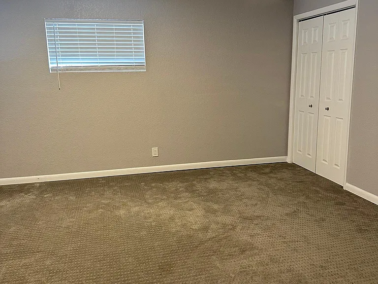 6881 S Downing Cir W — Photo 10