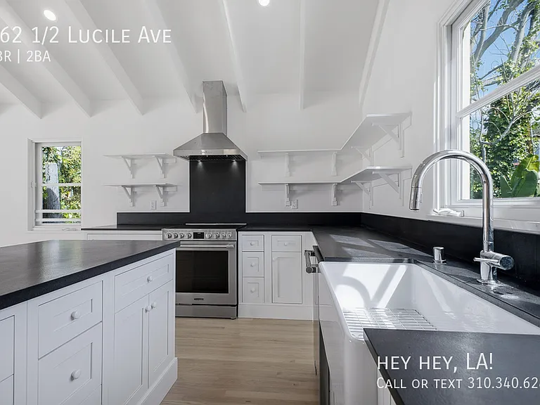 962 1/2 Lucile Ave — Photo 11