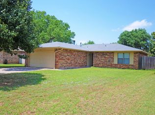 217 W Chantilly Way, Mustang, OK 73064