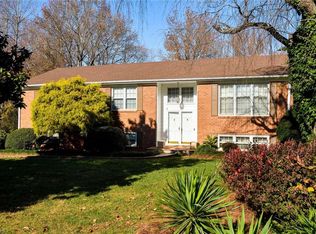 4645 Birgeheath Rd, Kernersville, NC 27284