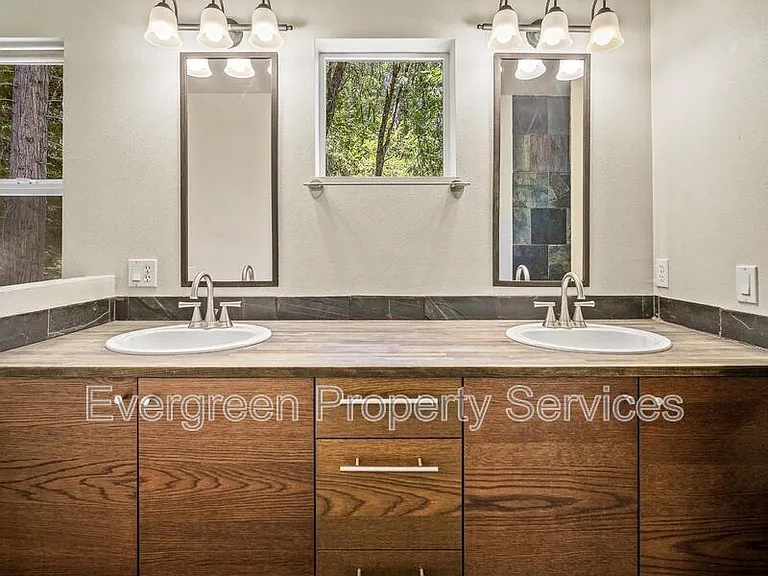 1932 Tecolote Dr — Photo 18