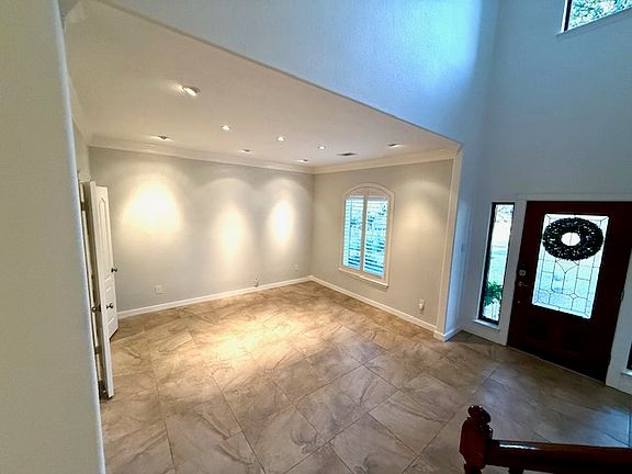 Front Dining Room & Entry