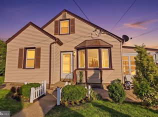 8459 Verree Rd, Philadelphia, PA 19111
