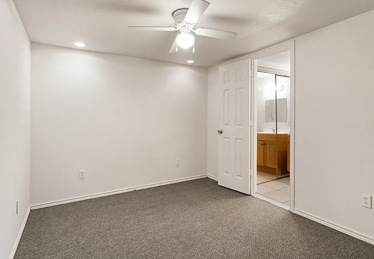 720 Pritchett Ln #5 — Photo 11