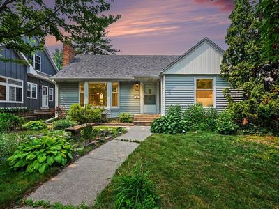 5908 12th Ave S, Minneapolis, MN, 55417