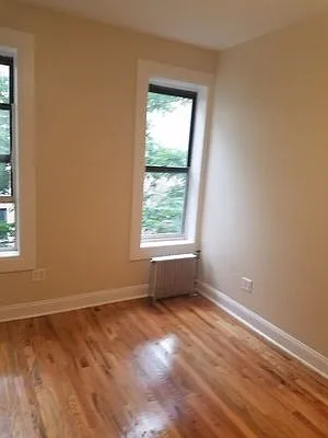 Rented by Lang Realty LLC | media 29