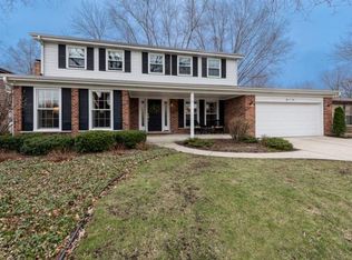 309 Prince Edward Rd, Glen Ellyn, IL 60137