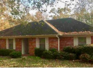 57 Pike Ln, Russellville, AR 72802