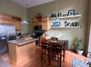 1012 Drew Dr, Woodbury, MN 55129