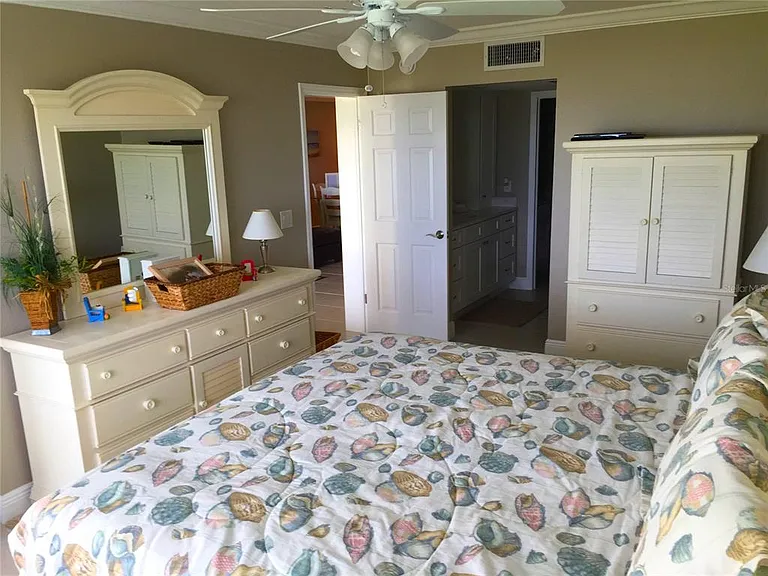 3400 Gulf Blvd #108 — Photo 22