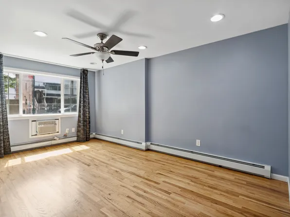 3705 Pratt Avenue 1C image 3 of 17