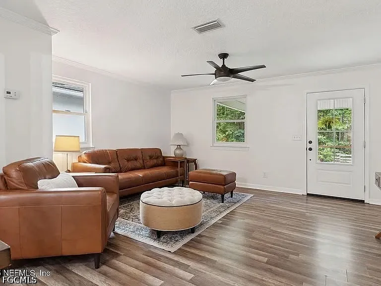 11723 W Beaver St — Photo 9