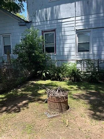 406 Hillary St — Photo 24