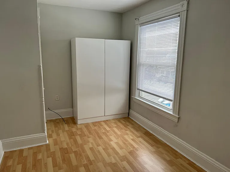 111 N 6th St #2 — Photo 3