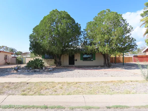 5823 E 18th St, Tucson, AZ 85711