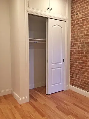 Rented by Reliance Realty Partners LLC  | media 13