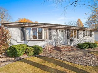 424 E Hoover Ave, Appleton, WI 54915