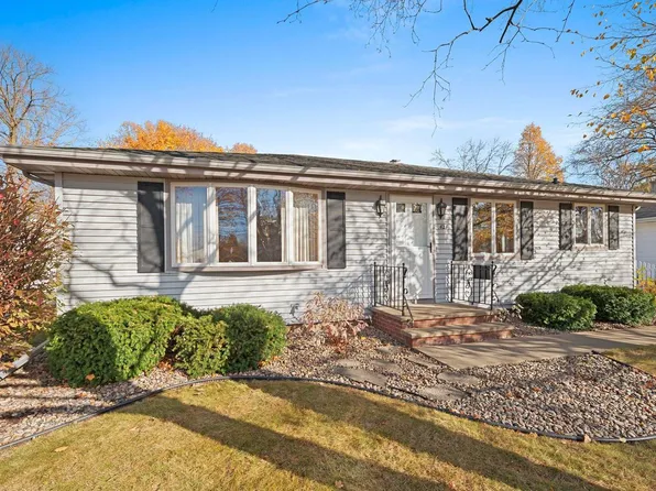 424 East Hoover AVENUE, Appleton, WI 54915