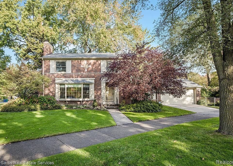15601 Essex Ave, Grosse Pointe Park, MI 48230 Zillow