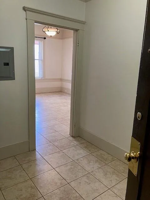 454 Larkin Street — Photo 2