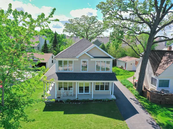 34017 N Prospect Dr, Grayslake, IL 60030