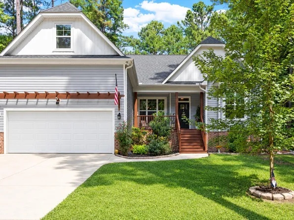 103 Horse Shoe Dr, Louisburg, NC 27549
