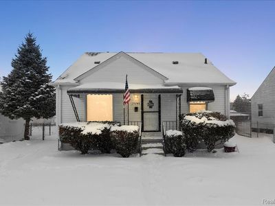 25245 Dodge St, Roseville, MI, 48066
