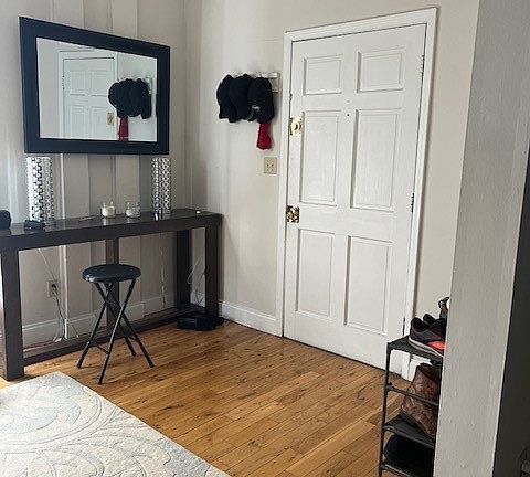 Entryway into sunroom/office