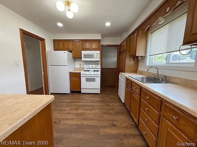 3310 Culver Ave — Photo 6