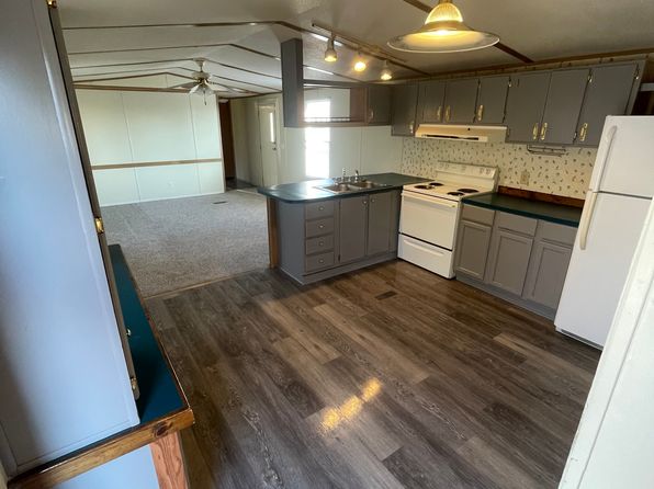 1024 Wheeling Mhp Dr #4