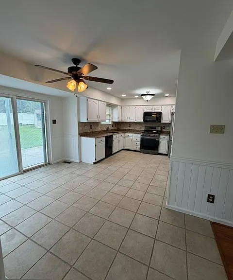 108 Parkside Dr — Photo 11