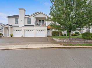 238 Adams Pointe Blvd UNIT 7, Mars, PA 16046