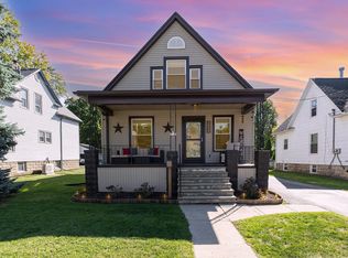 1712 10th St, Bay City, MI 48708