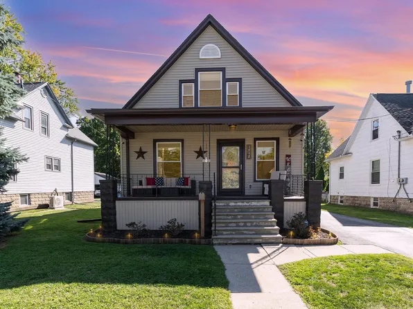 1712 10th St, Bay City, MI 48708