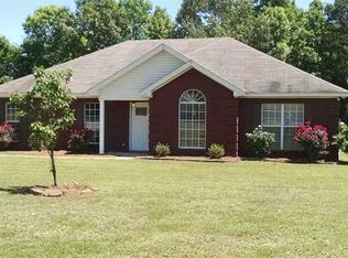 3479 Dozier Rd, Wetumpka, AL 36093