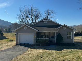 245 Rowan Rd, White Sulphur Springs, WV 24986