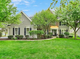 1301 Hawkins Ct, Saint Charles, IL 60174