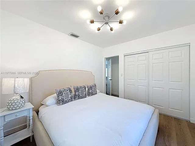3521 SW 58th Ct — Photo 8