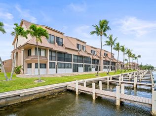 894 Buttonwood Dr APT 215, Fort Myers Beach, FL 33931