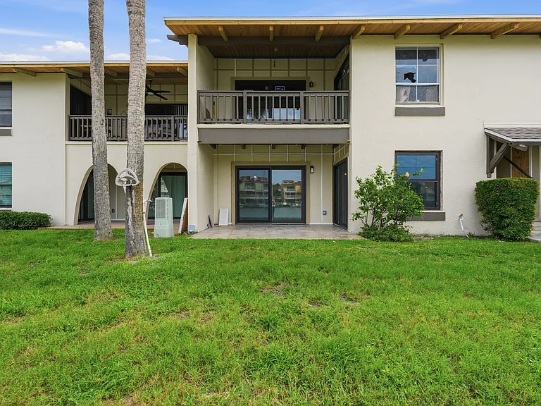 548 Plaza Seville Ct #89 — Photo 25