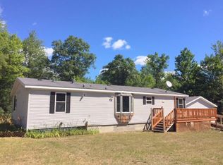 5549 Dagon Rd, Johannesburg, MI 49751